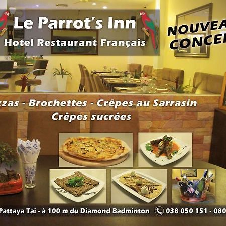 Le Parrots-Inn Pantai Jomtien Bagian luar foto
