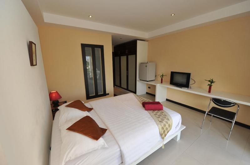 Le Parrots-Inn Pantai Jomtien Ruang foto